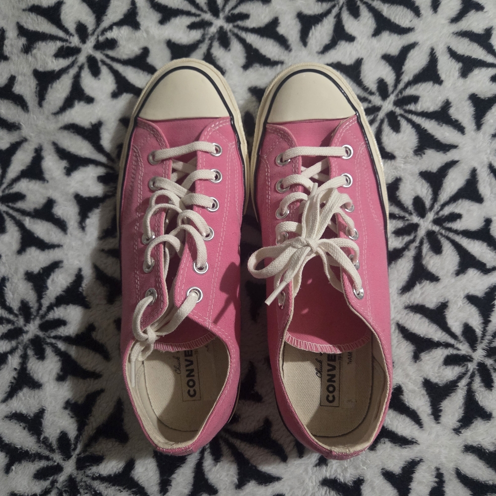 Converse Chuck 70 Pink Canvas Sneakers